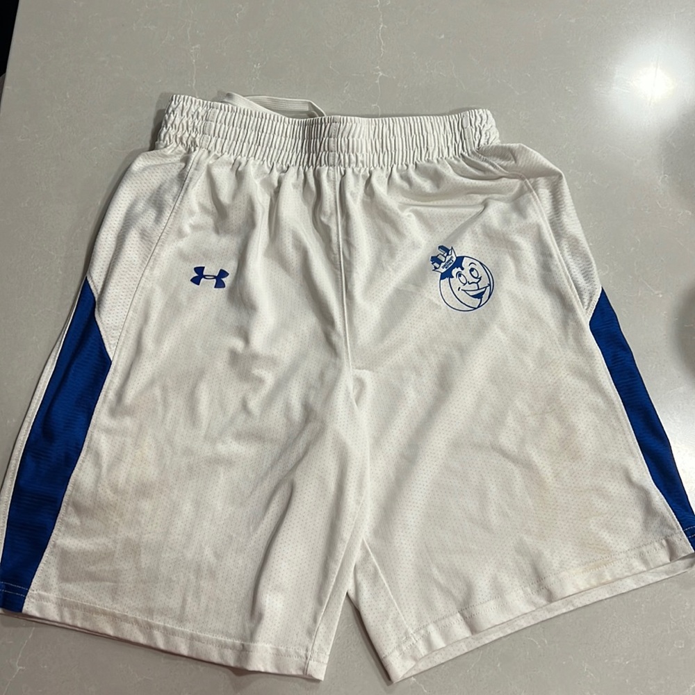 Youth Under Armour Basketball Shorts - Youth Large White with Blue